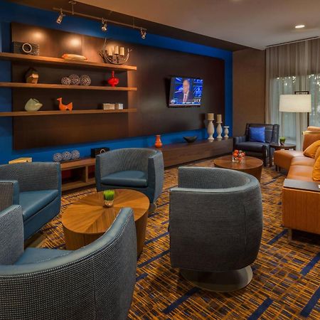Courtyard By Marriott Reno Downtown/Riverfront Bagian luar foto