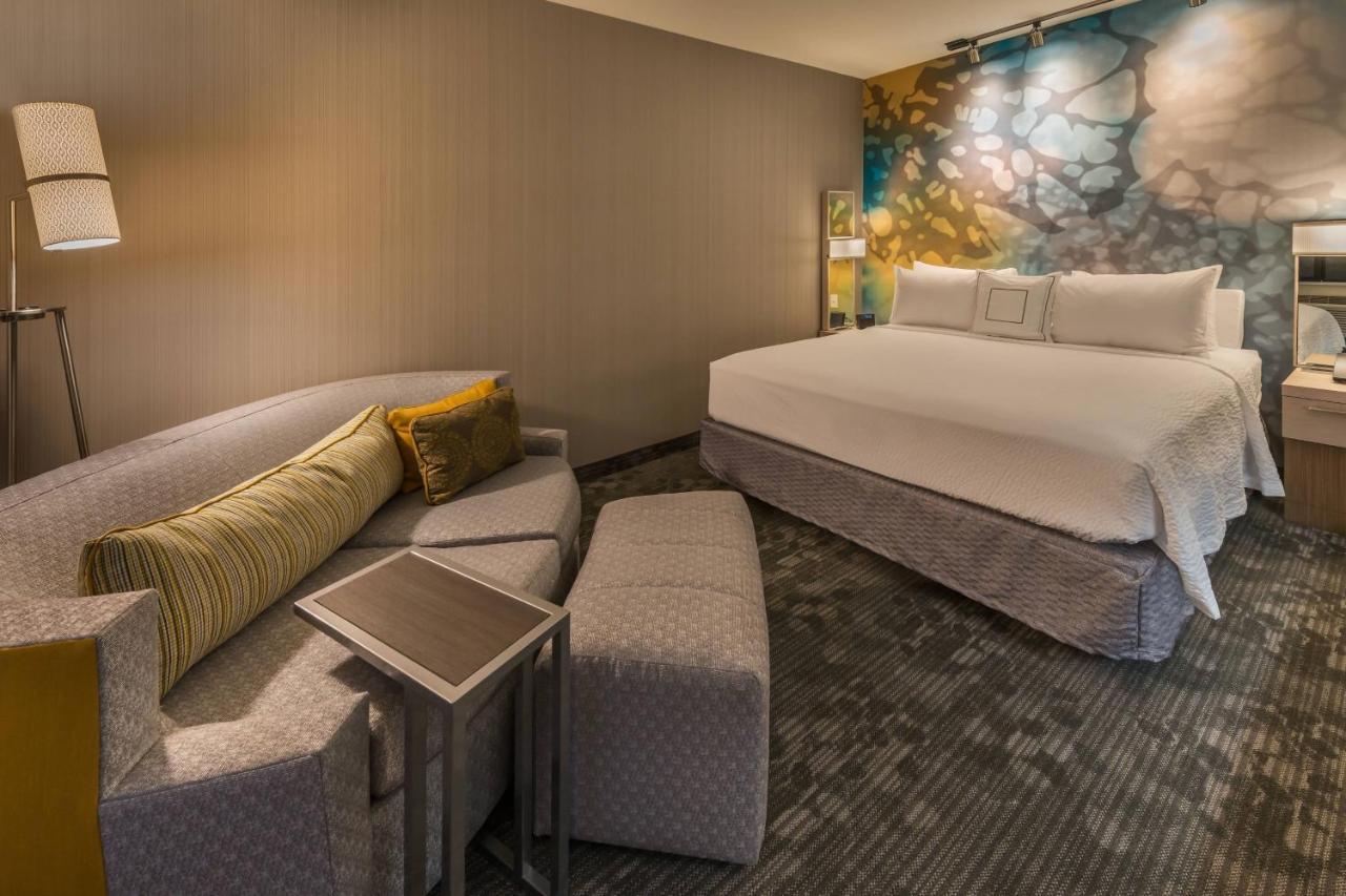 Courtyard By Marriott Reno Downtown/Riverfront Bagian luar foto