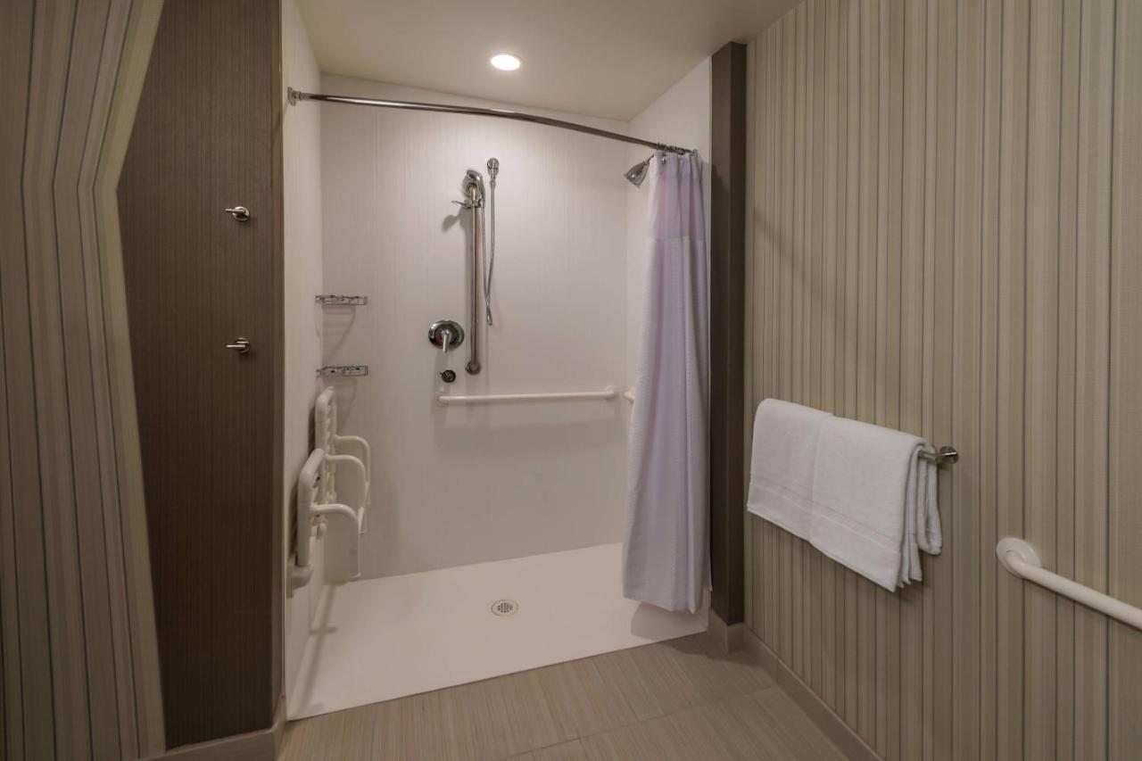 Courtyard By Marriott Reno Downtown/Riverfront Bagian luar foto
