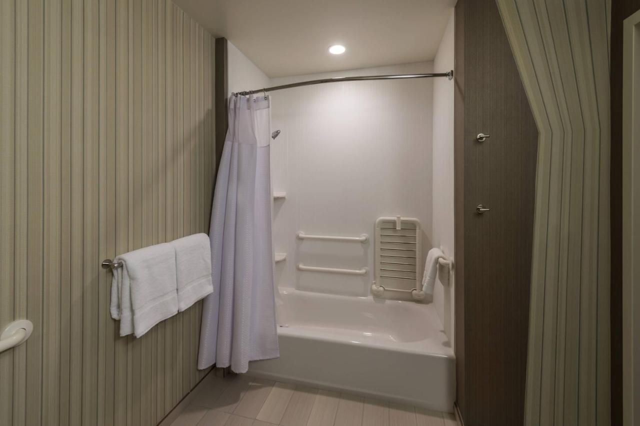 Courtyard By Marriott Reno Downtown/Riverfront Bagian luar foto
