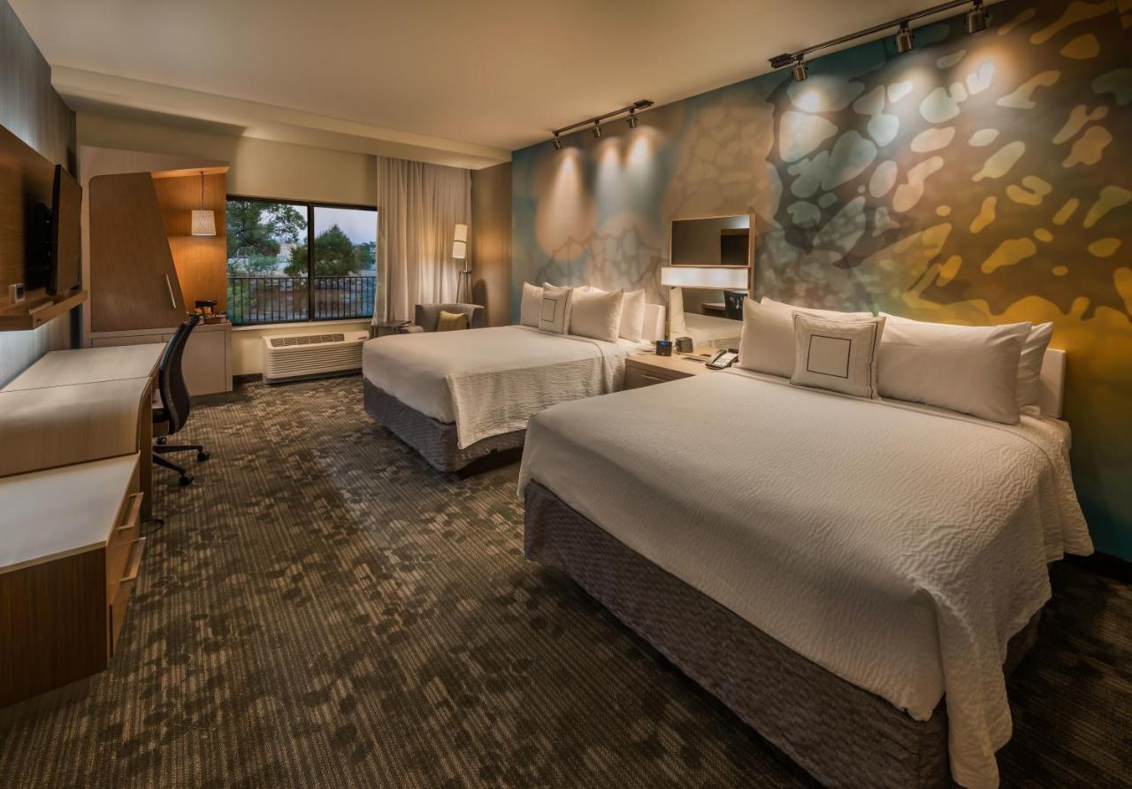 Courtyard By Marriott Reno Downtown/Riverfront Bagian luar foto