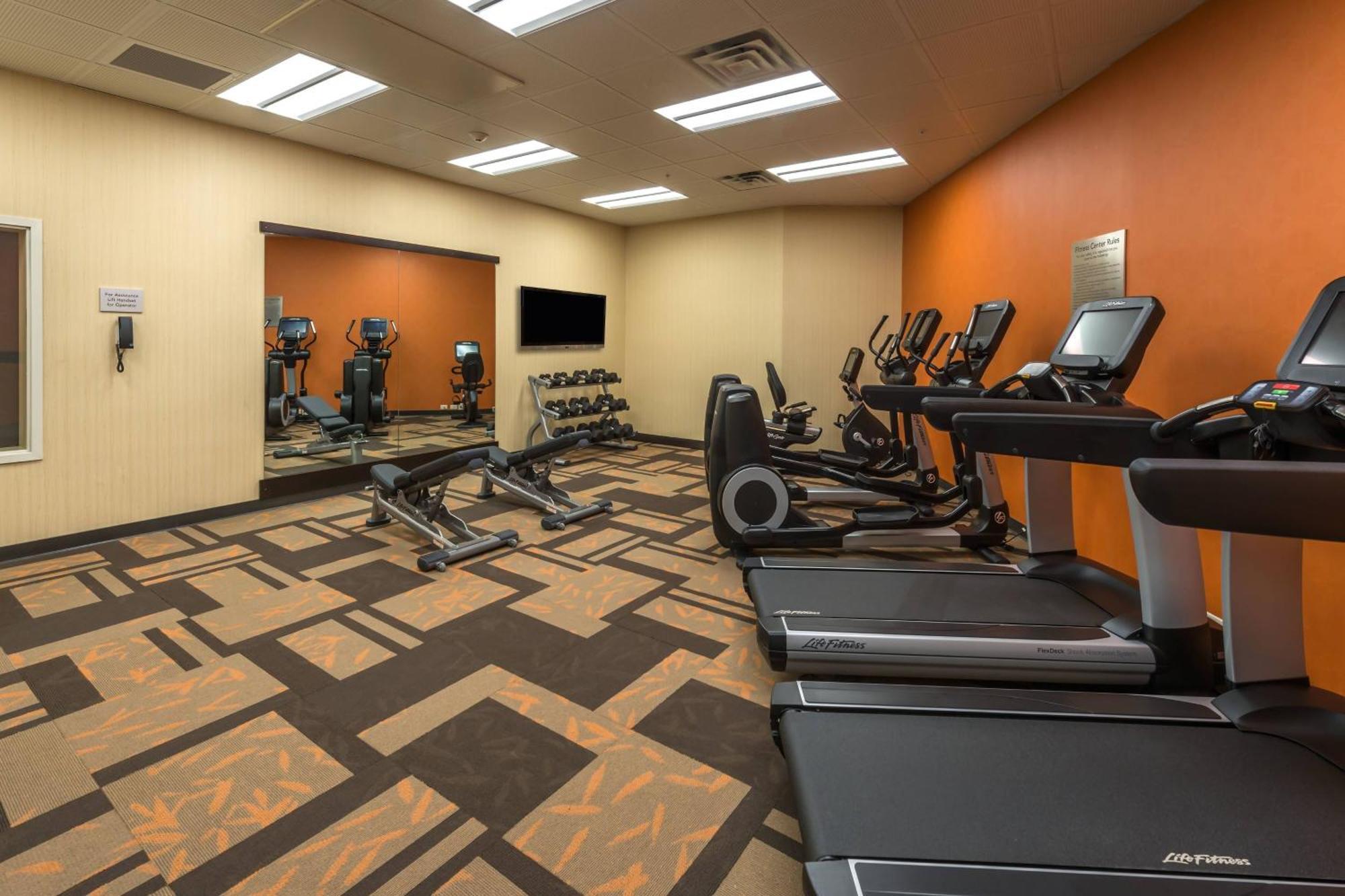 Courtyard By Marriott Reno Downtown/Riverfront Bagian luar foto