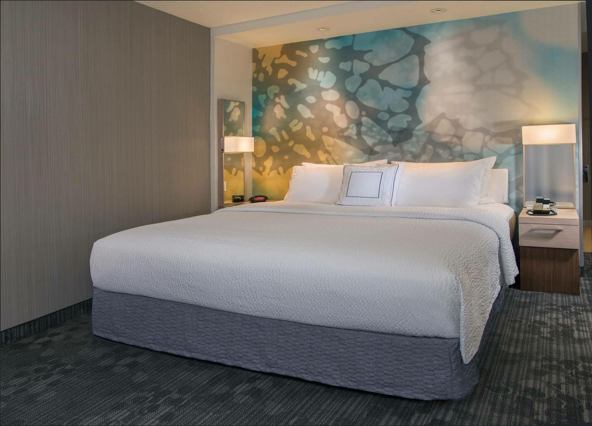 Courtyard By Marriott Reno Downtown/Riverfront Bagian luar foto
